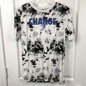 Pre-Owned Nike Boys White “Change” Ink-Stained Graphic T-Shirt, Size L